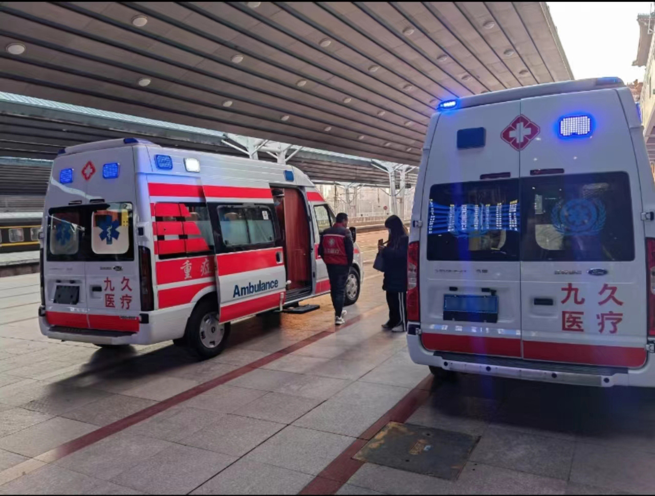 雷波县救护车长途转运