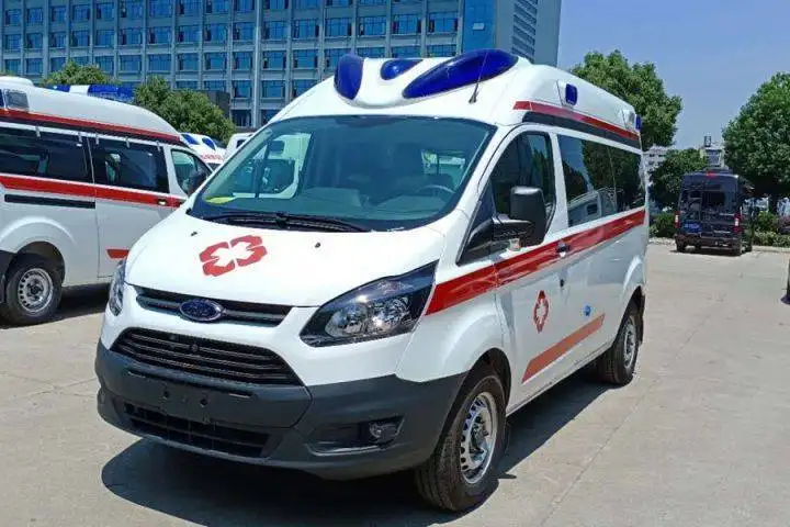 雷波县长途救护车转院